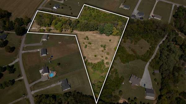 536 Martin Chapel Rd, Portland, TN 37148