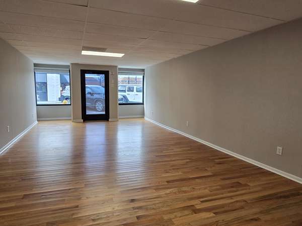 101 S Main St, Mount Pleasant, TN 38474