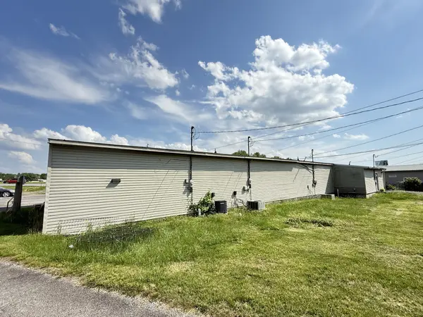 2111 Robert L Draper Way, Powderly, KY 42367