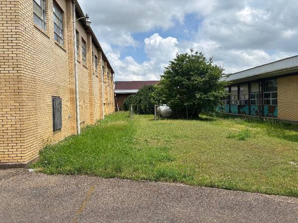 6775 State Route 440, Hickory, KY 42051