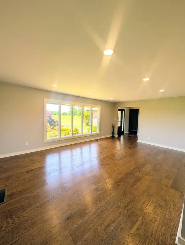 1080 Bybee Branch Rd, Mcminnville, TN 37110