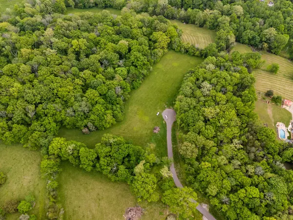 9023 Possum Trot Trail, College Grove, TN 37046