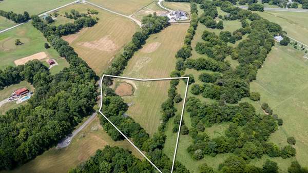 9023 Possum Trot Trail, College Grove, TN 37046