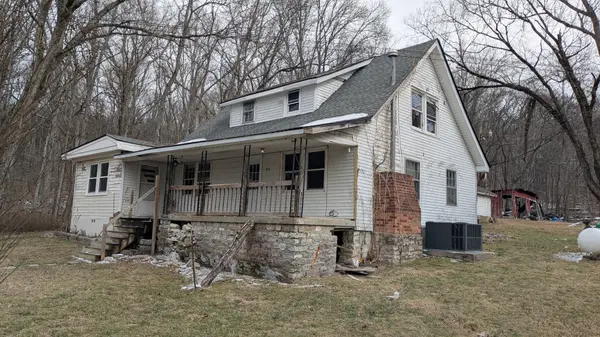 215 Robertson Ln, Castalian Springs, TN 37031
