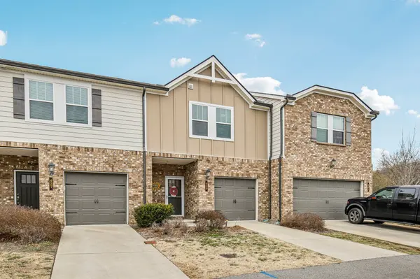 429 Palmetto Dr, Columbia, TN 38401