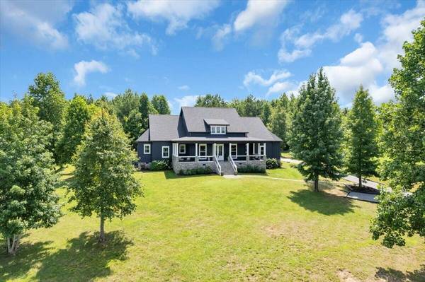 1115 River Bluffs Drive, Jasper, TN 37347