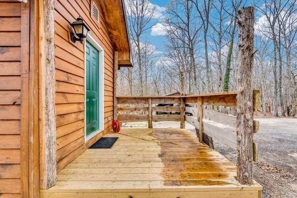 13465 Lantana Rd, Crossville, TN 38572