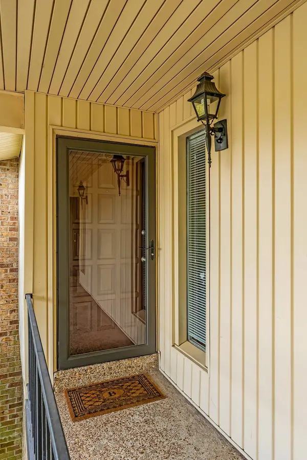 2116 Hobbs Rd #N19, Nashville, TN 37215