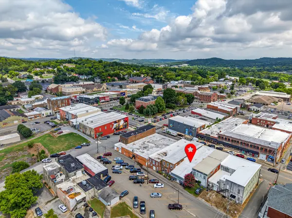 213 Main Ave #S, Fayetteville, TN 37334