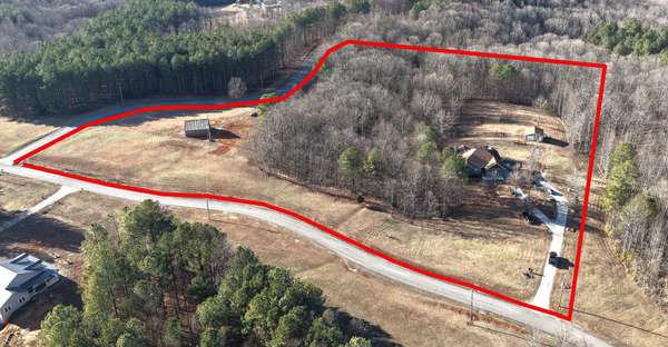 240 Thunder Ridge Dr, South Pittsburg, TN 37380