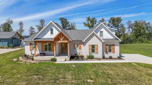 250 Sunset Blvd, White Pine, TN 37890
