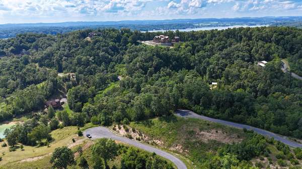 9 Stone Cove Way, Dandridge, TN 37725
