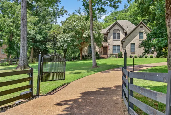 3465 Carothers Pkwy, Franklin, TN 37064