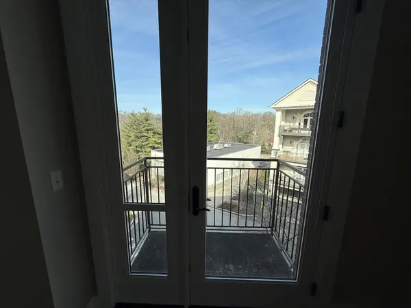 3790 Bedford Ave #302, Nashville, TN 37215