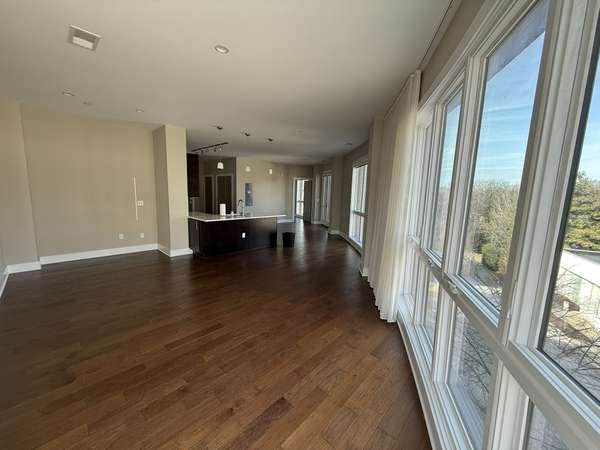 3790 Bedford Ave #302, Nashville, TN 37215