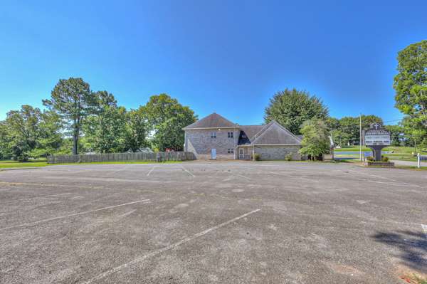 228 S Military Ave, Lawrenceburg, TN 38464