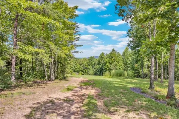 1280 Soak Creek Ln, Grandview, TN 37337