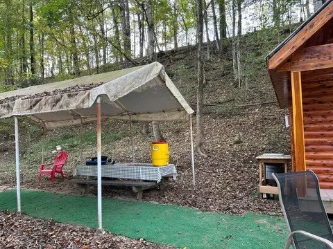 6 Riverbend Rd, Horse Cave, KY 42749