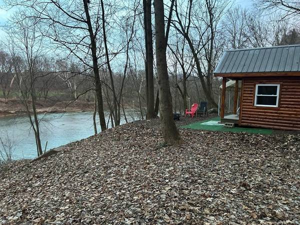 6 Riverbend Rd, Horse Cave, KY 42749