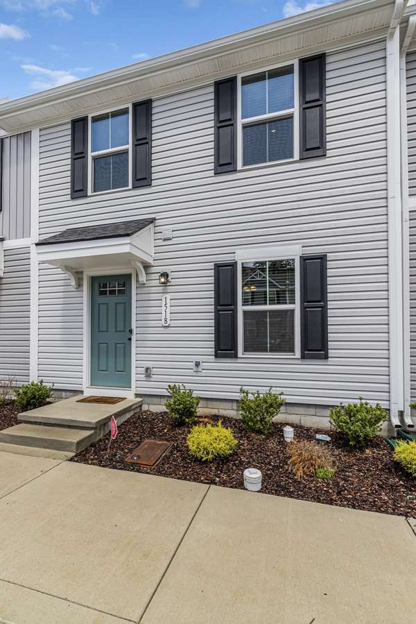 1518 Smoketree Rd, Antioch, TN 37013