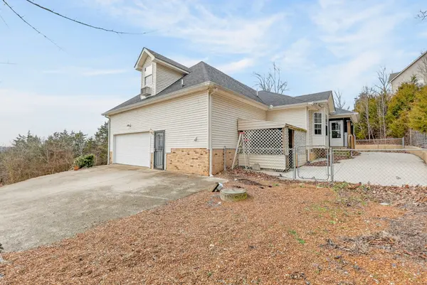210 Matt Dr, Bell Buckle, TN 37020