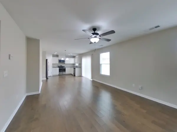 2904 Cherry Point Ln, Columbia, TN 38401