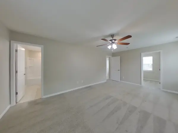 2904 Cherry Point Ln, Columbia, TN 38401