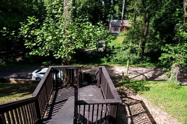 712 Woodlawn Dr, Clarksville, TN 37040