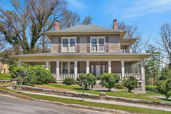 702 Washington Ave, Mount Pleasant, TN 38474