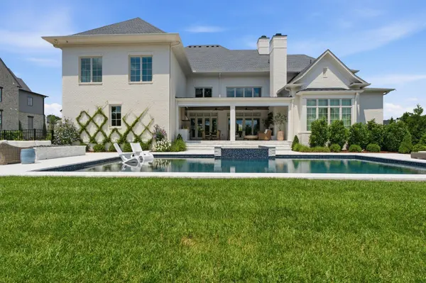 1702 Southwick Dr, Brentwood, TN 37027