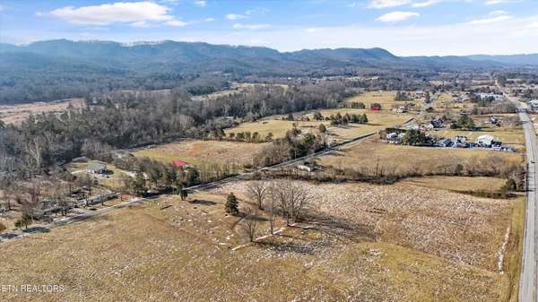 1333 Cherry St, Rutledge, TN 37861