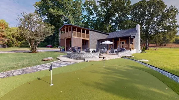 2739 Thompson Station Rd #E, Thompsons Station, TN 37179