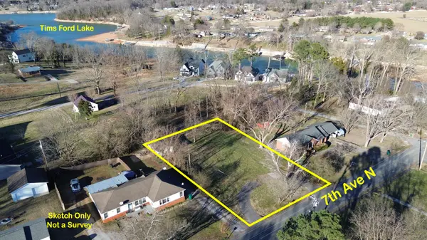 109 7th Ave #NE, Winchester, TN 37398