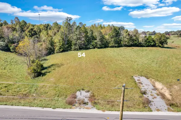 2636 Whispering Oaks Ln, Cookeville, TN 38501