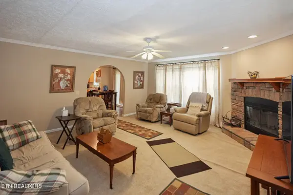 1366 Paradise Lane, Dandridge, TN 37725