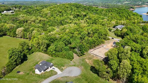 6312 Turners Pond Tr, Russellville, TN 37860
