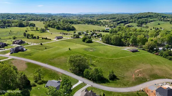 6350 Turners Pond Tr, Russellville, TN 37860
