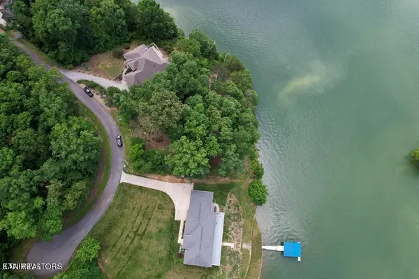 1147 Lakefront Pl., Baneberry, TN 37890