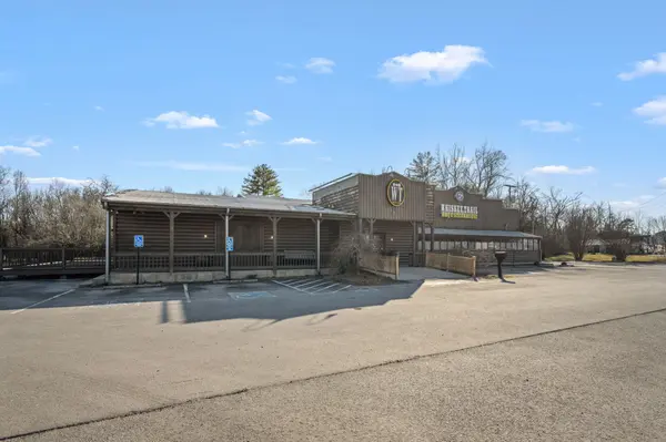 413 Wilson Ave, Tullahoma, TN 37388