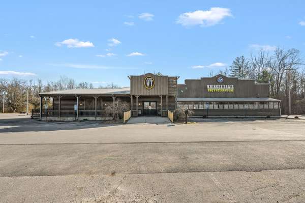 413 Wilson Ave, Tullahoma, TN 37388