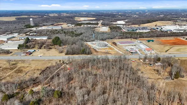 8557 Manchester Hwy, Morrison, TN 37357