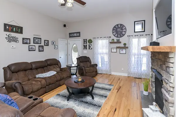 182 Old Camargo Rd, Fayetteville, TN 37334