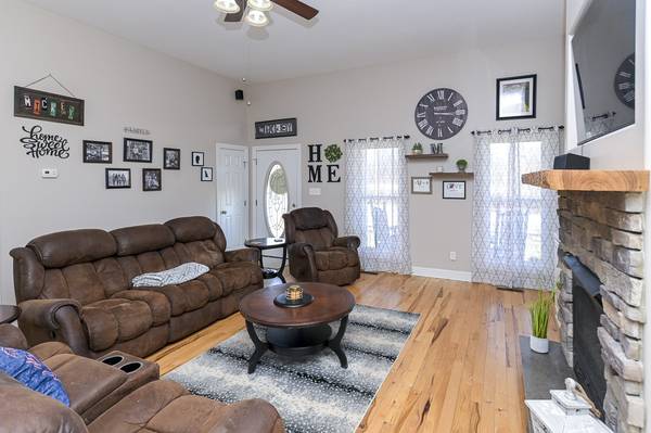 182 Old Camargo Rd, Fayetteville, TN 37334