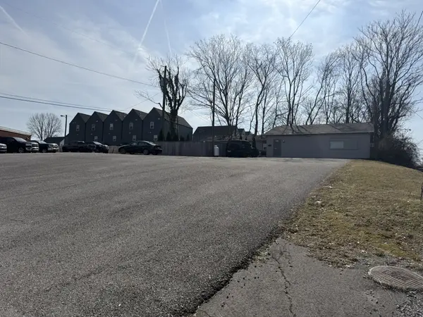 2831 Lebanon Pike, Nashville, TN 37214