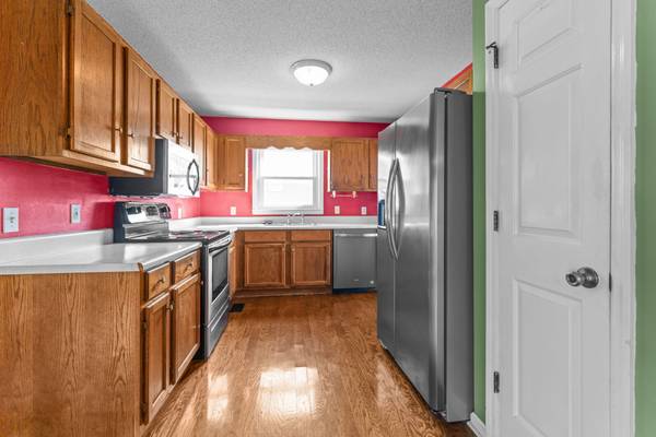 201 Stardust Dr, Shelbyville, TN 37160