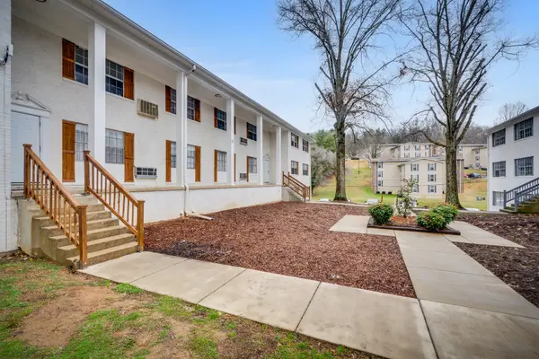 1433 Stratford Rd, Kingsport, TN 37664