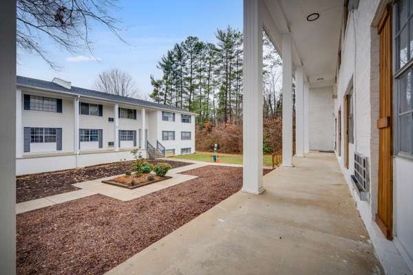 1433 Stratford Rd, Kingsport, TN 37664