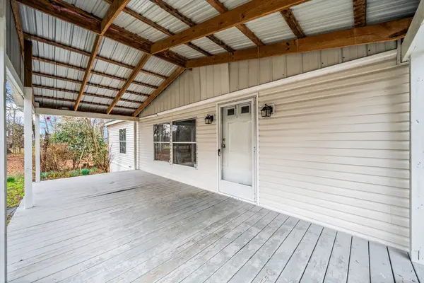 5120 Roaring Springs Rd, Cadiz, KY 42211
