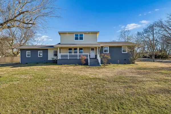 240 NW Clearview Dr, Mount Juliet, TN 37122