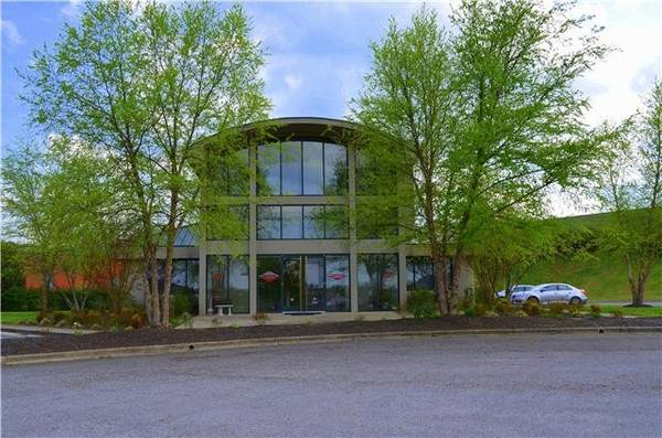 112 Center Ct, Clarksville, TN 37040